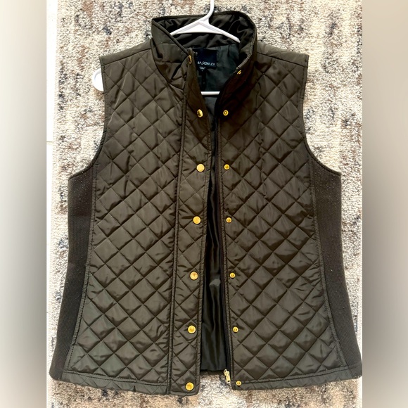 Vest - Picture 1 of 2